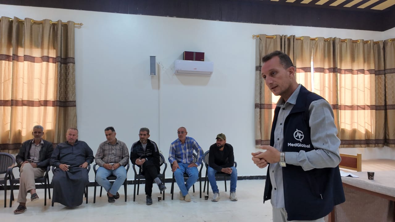 منظمة MedGlobal تنفّذ جلسات توعية ودعم نفسي في مدينة الرستن
